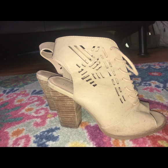 Shoes - Picture 2 of 2